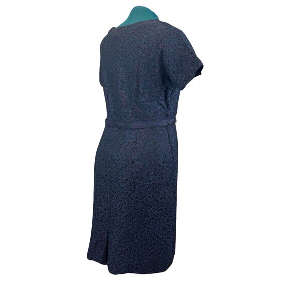 1950s Plus Size Iridescent Brocade Sheath Dress – Vintage Size 22 Work & Evening - Picture 4 of 16